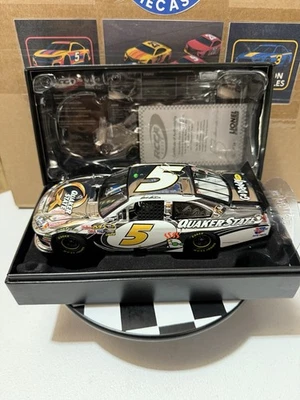 RARE* Mark Martin PLATINUM FINISH ELITE #5 Quaker State 2011 1/24 Nascar Diecast - Image 1 of 4
