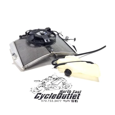 2017 13-18 NINJA ZX6R ZX636 OEM ENGINE RADIATOR MOTOR COOLER COOLING RADIATER - Image 1 of 4