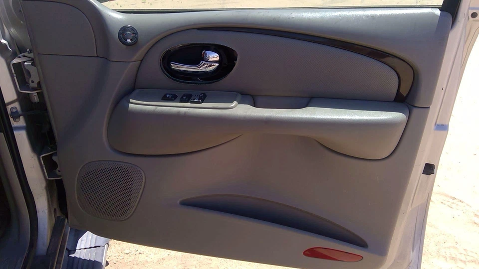 2004 Buick Rainier Passenger Right Front Inside Door Trim Panel Only Pewter 952 - Image 1 of 4