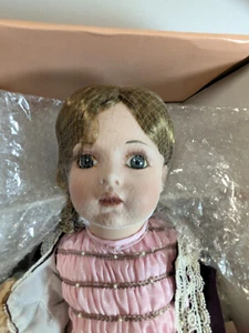 Muñeca de porcelana Lady Monique Time for Romantic 65 cm lim. F9 - Imagen 1 de 10