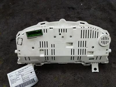 Used: 2006 Land Rover LR3 Speedometer W/Message Center KPH Foto 1 de 4