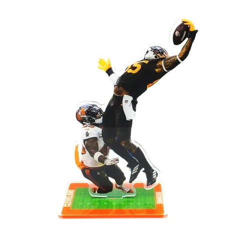 David Njoku Figure - #85 of Cleveland Browns One Handed Touchdown Catch Ornament Cover