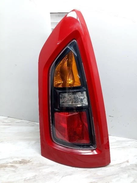 2011 KIA SOUL DRIVER LEFT SIDE TAIL LIGHT OEM - Image 1 of 4
