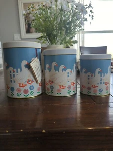 The Creative Circle Tin Nesting Canisters Geese Gifts And Decorative Accessories - Bild 1 von 5