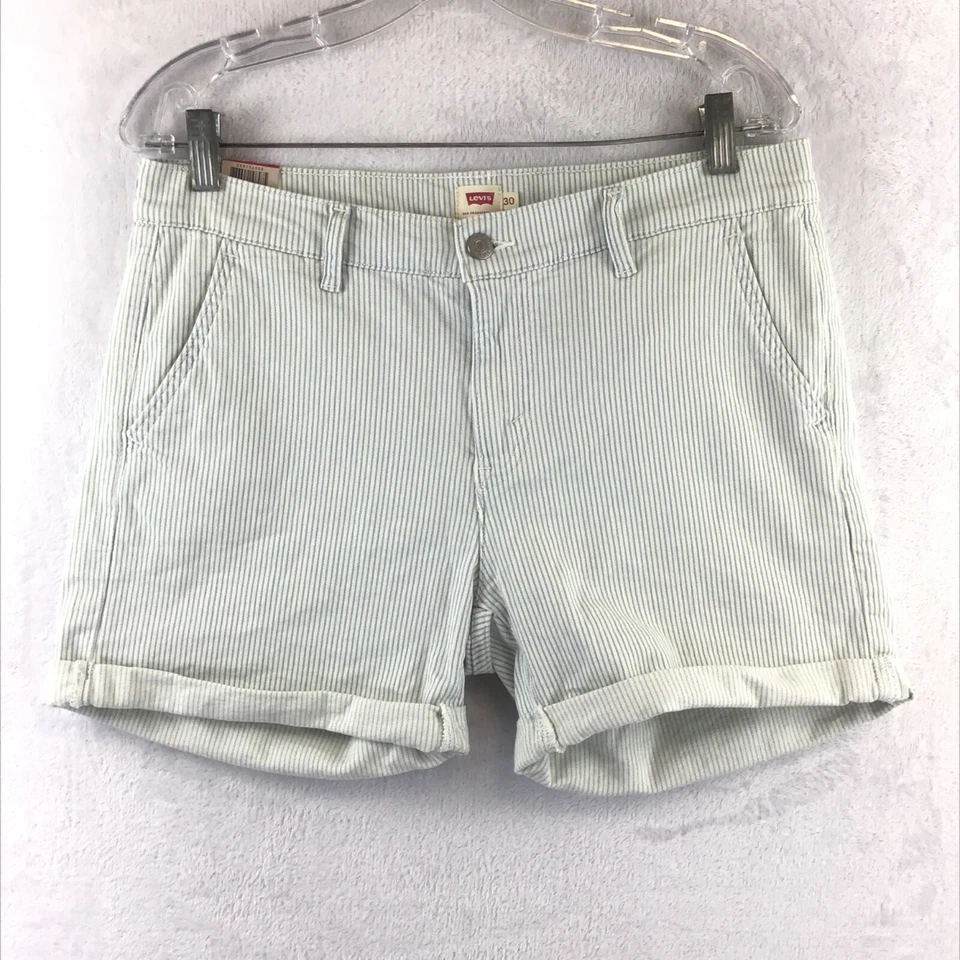 LEVI'S - WOMEN - SHORTS - SIZE 10 - BLUE STRIPE - RETAILS 39.50(RD-25-170)