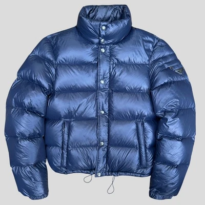 Prada Milano 2011 Thick Down Fill Nylon Gloss Puffer IT46 S - Image 1 of 4
