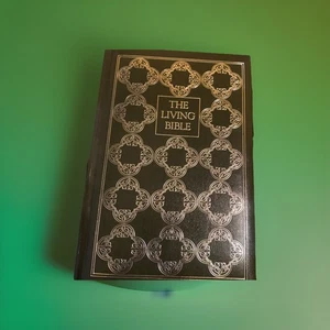 The Living Bible Paraphrased 1980 Hardcover Red Letter Edition Tyndale House - Bild 1 von 5