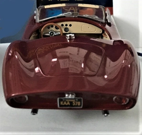 Concept Car Personalizado con Motor Chevy Corvette1 24Clásico Hot Rod Race18 Carrusel Rojo Foto 1 de 4