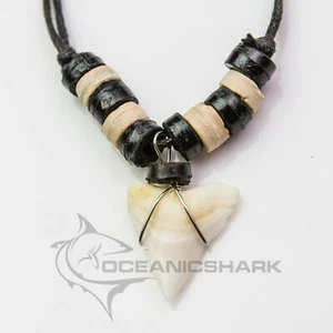 Bull shark medium size tooth necklace dark light wood c111 - Picture 1 of 3