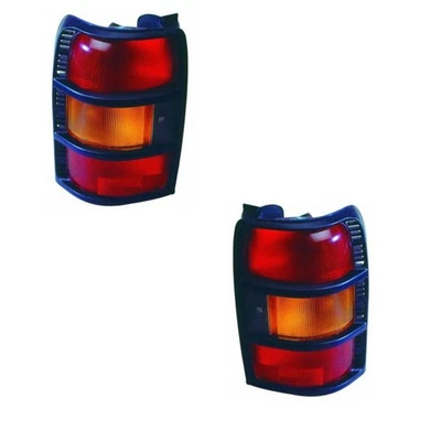 Juego de luces traseras izquierda derecha para Mitsubishi Pajero II Canvas Top - Imagen 1 de 3