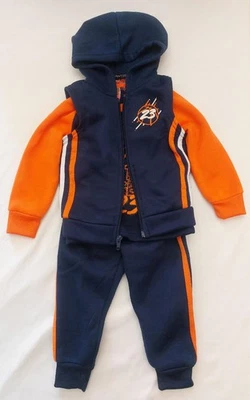 Conjunto de conjunto de sudadera y pantalones chaleco con capucha de 3 piezas para niños pequeños talla 18M Tuff Guys Foto 1 de 4