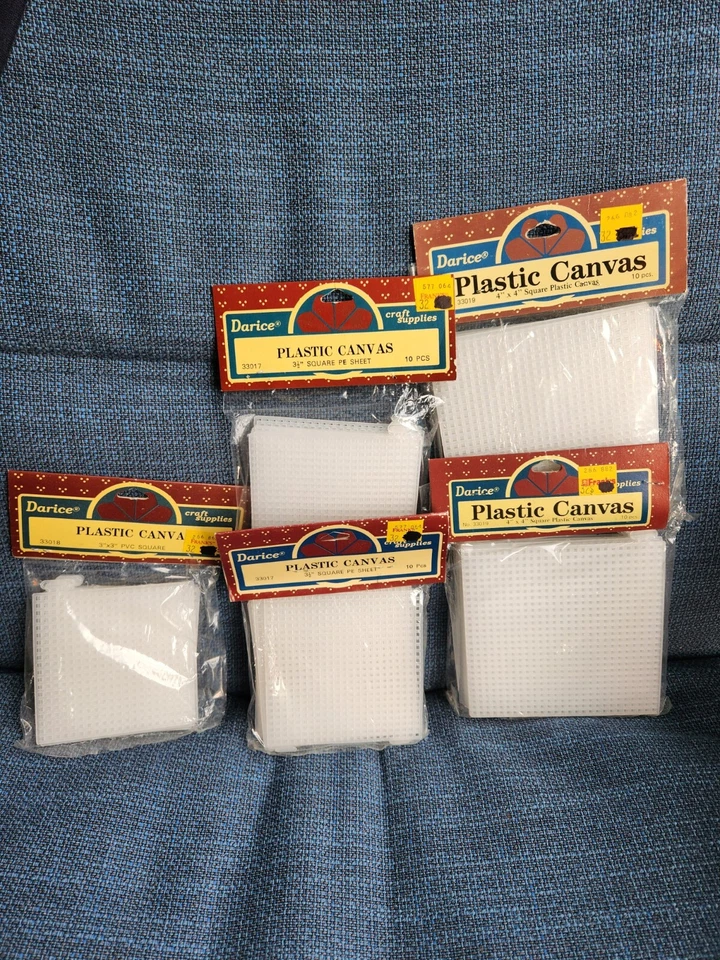 Lote de 10 paquetes cuadrados de lona de plástico Darice vintage de varios tamaños en total de 50 Foto 1 de 1
