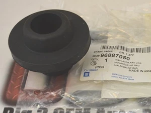 Chevrolet Equinox Saturn Vue Lower Radiator Insulator Mount new OEM 96887050 - Picture 1 of 2