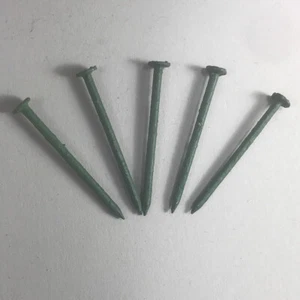 1 1/2" Smooth Shank Colored Finish Nails; Almond; 1 lb Box - Picture 1 of 1