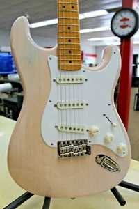 Squier CLASSIC VIBE '50S STRATOCASTER® Maple Neck White Blonde Cool Color !!!!!! - Picture 1 of 9