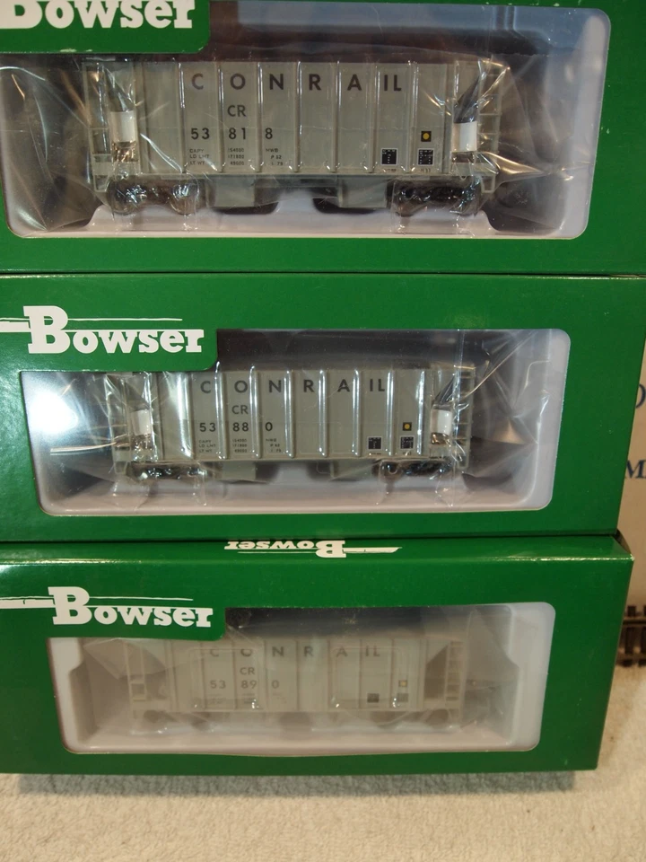 BOWSER  H.O.  CONRAIL  GREY    BALLAST HOPPERS  (CONVERTED PS-2)  3-CAR  NUMBERS - Image 1 of 2
