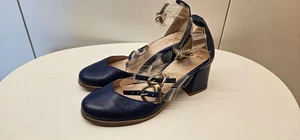 getragene elegante süße Echtleder Pumps Heels blau Tiggers Germany 37 Schnalle - Bild 1 von 10