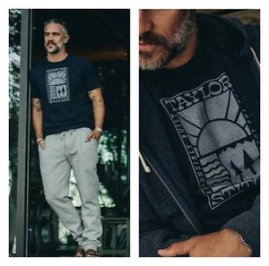 Taylor Stitch Kurzarm Rundhals T-Shirt Herren XS in Retro Navy Blockprint - Bild 1 von 8