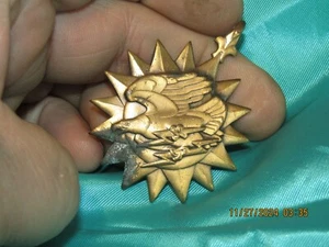 Original US Vietnam War Name Engraved Air Medal - Picture 1 of 4