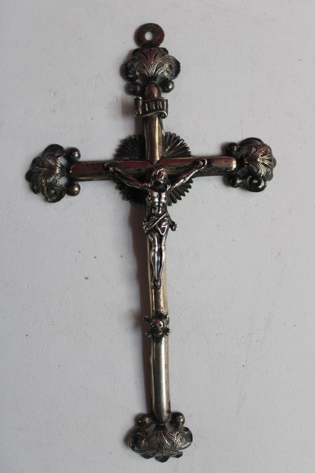 L68-ANTICO CROCEFISSO ARGENTO 800- PRIMO 800-FILIGRANA RELIGIONE CROCE EX VOTO - Immagine 1 di 4
