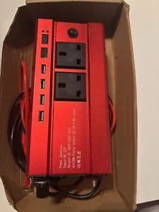 5000W DC 12V Fuente a CA 240V Coche Furgoneta Convertidor de Inversor de Energía 4 USB Panel Solar - Imagen 1 de 4