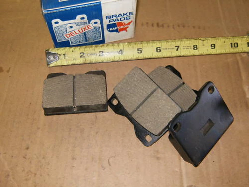 Pastillas de freno de disco nuevas D-111 '75-80 delanteras Audi/Porsche Foto 1 de 1