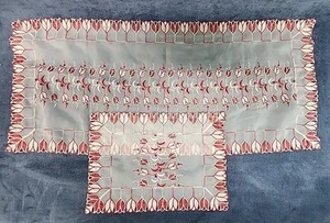 Bestickte rot & weiß Tulpe 32x14 Tischläufer & 14x10 Deckchen Portugal mACJ-17 - Bild 1 von 5