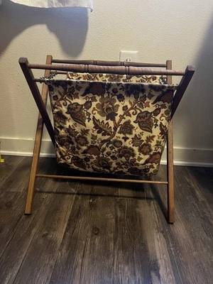 Vintage MCM Country Floral Folding Stand up Knit Craft Sew Yarn Basket Holder BH - Image 1 of 4