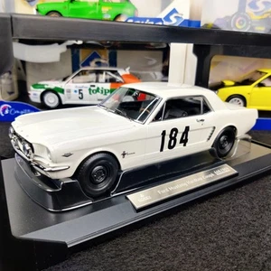 NOREV FORD MUSTANG #184 HARDTOP COUPE 1965 UN HOMME ET UNE FEMME 1:18 NEUF B - Imagen 1 de 14