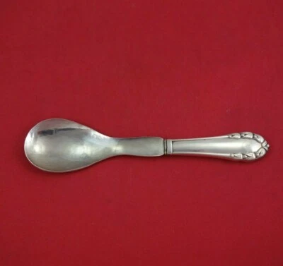Cuchara de conservación de plata esterlina Lily of the Valley de Georg Jensen HH AS martillada Foto 1 de 2