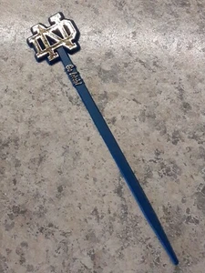 Notre Dame "Go Irish" Rührstab/Rührer/Tortendekor 6" blau Vintage  - Bild 1 von 4