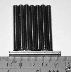 Paquete de 20 pernos de estantería de acero niquelado de 5 mm de 45 mm de largo, para particiones centrales - Imagen 1 de 1