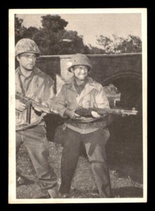 1964 Donruss Combat #25 Clearing The Way EX