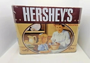 HERSHEY'S Keepsake Recipe Box with 99 Baking Recipes - Picture 1 of 4