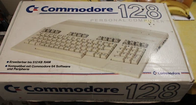 Commodore 128 8-bit classic-computer (+ NT, Manuals) in OVP modded - Bild 1 von 4