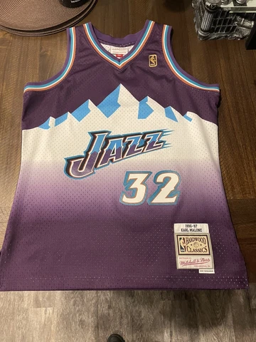 Karl Malone Mitchell & Ness Utah Jazz 1996-1997 HWC Swingman Sewn Jersey Mens M Cover