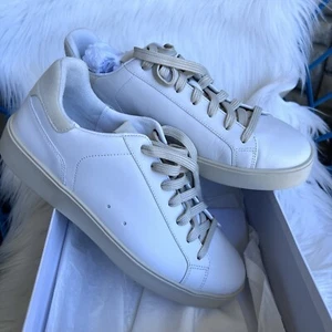 Vince Men's Travis Leather Low-Top Sneakers New White Size 9 $280 - Picture 1 of 8