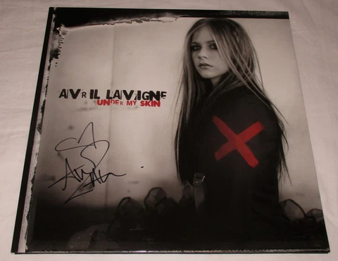 AVRIL LAVIGNE SIGNED UNDER MY SKIN VINYL RECORD JSA Cover