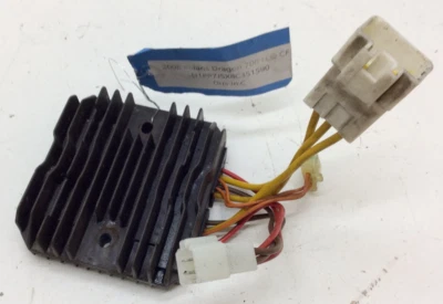 Regulador de voltaje Polaris usado OEM 4011731 Dragon RMK Switchback SDI 2007-2009 Foto 1 de 4