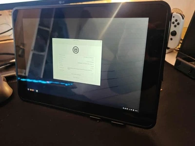 Zebra ET50PT 10.1" Tablet – Intel Atom Z3745, 2GB RAM, 32GB Storage, Linux Mint - Image 1 of 4