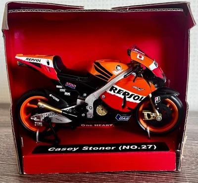 Moto GP Repsol Honda RC212V Figure No.27 Casey Stoner 1/12 Scale Used - Image 1 of 4