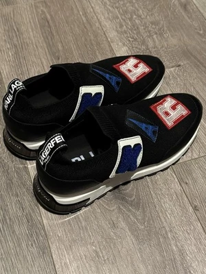 Zapatillas Karl Lagerfeld negras con detalles rojos y azules Foto 1 de 4