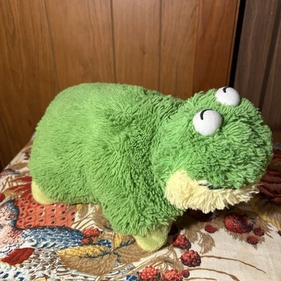 Friendly Frog Pillow Pet Pee Wees Green Frog Stuffed Animal Pillow 2010 Original - Image 1 of 4