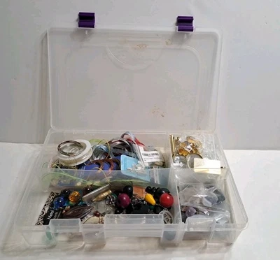 Box Of Assorted Jewlery Making Supplies-Beads,Stones,Rope,String,Pendants,Trays- - Image 1 of 4