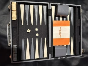Vintage Backgammon Set, Bakelite - MISSING 2 DICE - Picture 1 of 13