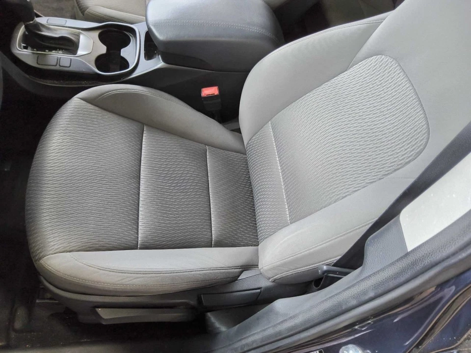 Driver Front Seat Bucket  Cloth Manual Fits 13-16 SANTA FE 641866 - Image 1 of 1