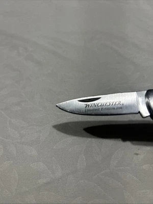 Winchester Edición Limitada 2006 Hoja Única Bloqueo Trasero con Imagen de Pez. Foto 1 de 4