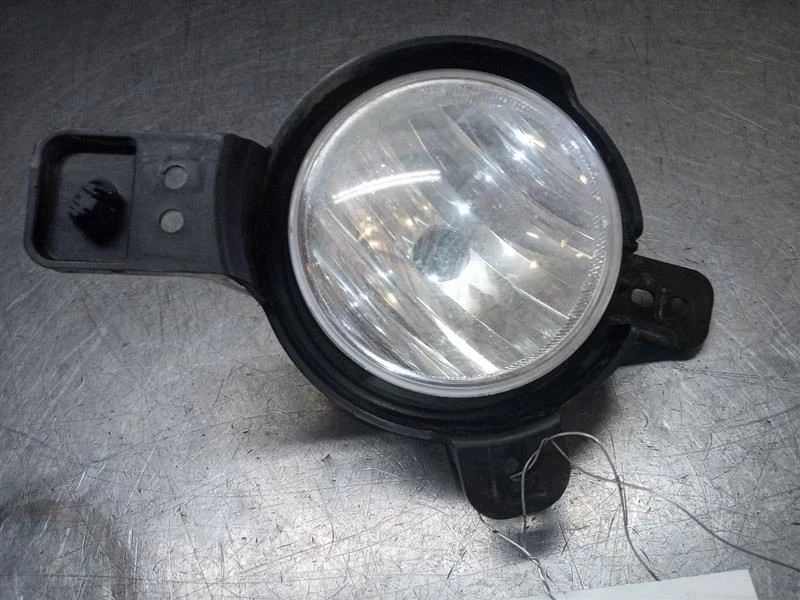 Luz antiniebla de esquina/estacionamiento para pasajeros con paquete RS 17-19 SONIC 8019116 Foto 1 de 4