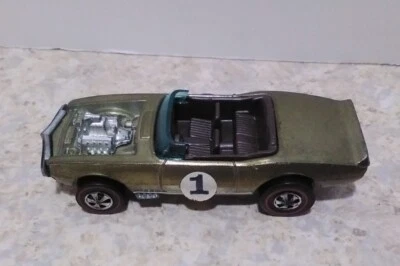 Hot Wheels Redline Light My Firebird 1969 vintage verde oliva Foto 1 de 4