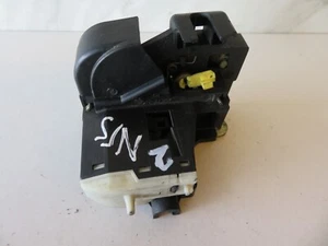 RENAULT CLIO MK2 NS PASSENGER DOOR LOCK CATCH 2000-2006 AMS1700-2 - Picture 1 of 4